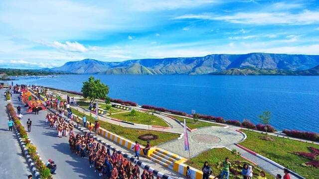 Pesona Wisata Pemandangan Indah di Pulau Samosir